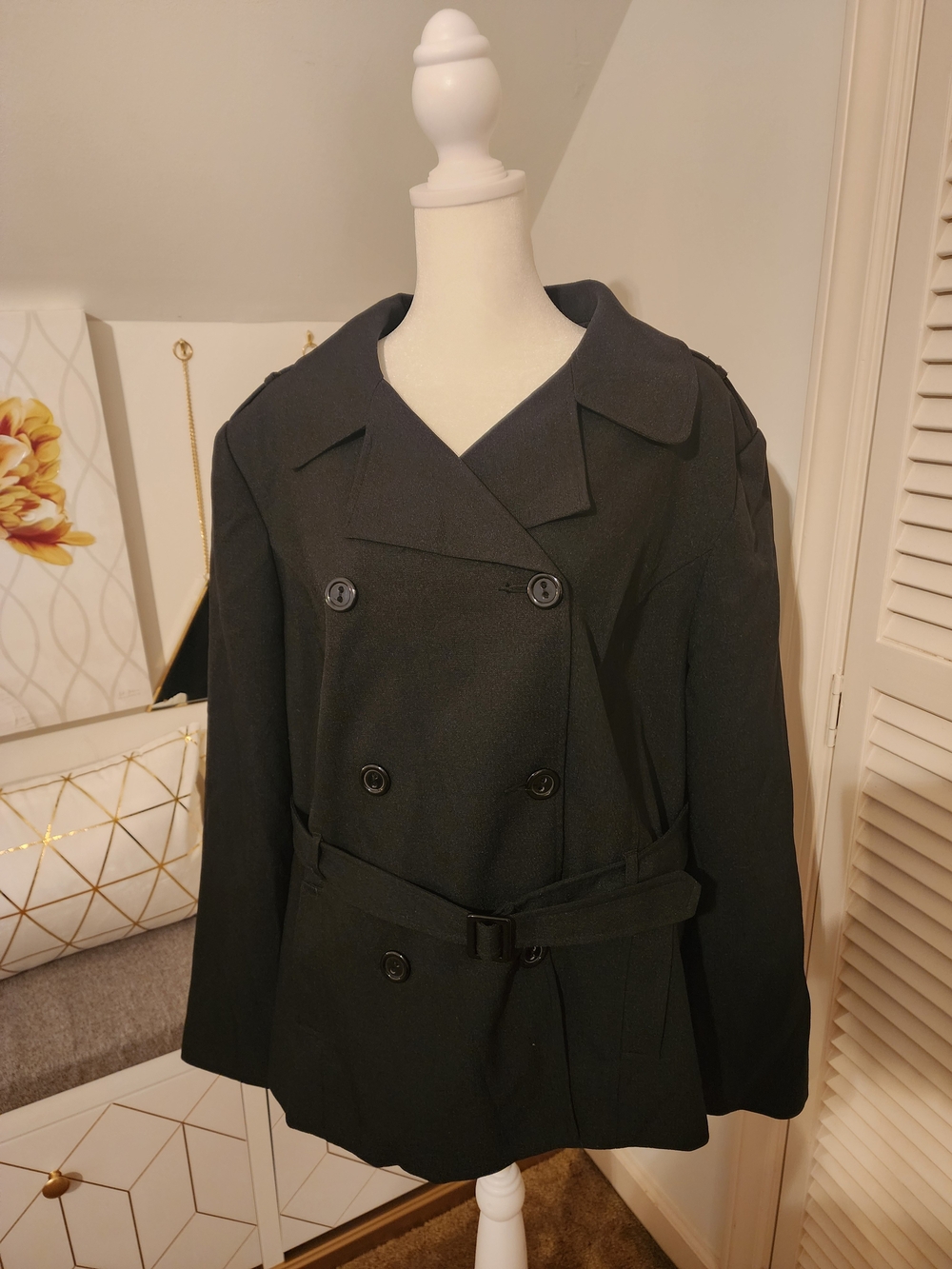 Giorgio Sant'Angelo Classic Black Double-Breasted Trenchcoat with Belt